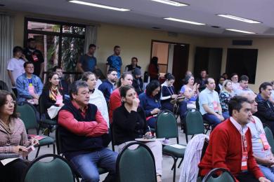 Foto O MUNDO DO TRABALHO EM TEMPOS DE RESISTÊNCIA